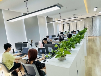 La CINA Shanghai Forever Import & Export Co., Ltd.