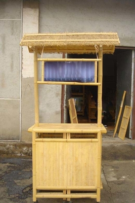 Sedie di bambù beventi di Tiki Bar With Bottle Rack della spiaggia di bambù con supporto posteriore
