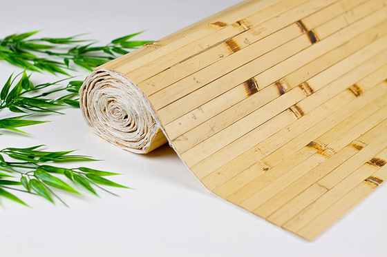 Le arti decorative naturali elabora le stecche di bambù materiali per la mobilia della struttura